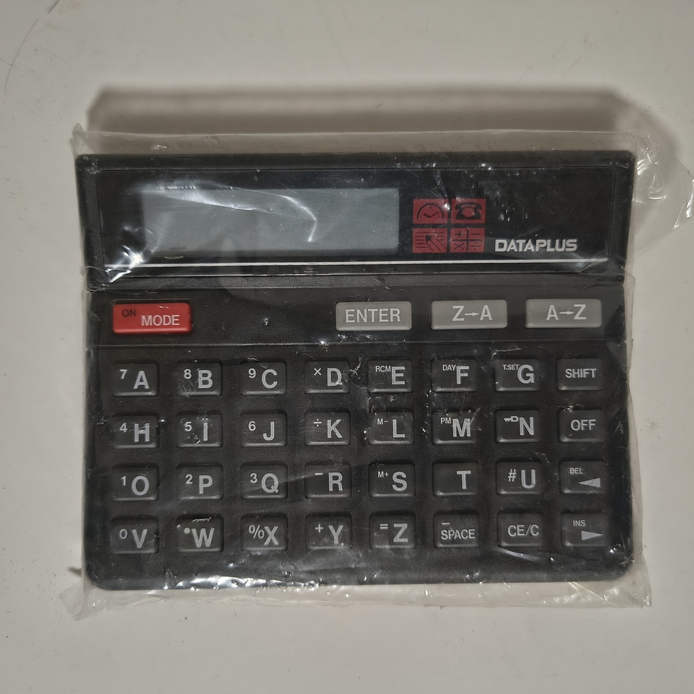 Vintage DataPlus Data Bank Calculator SHYE-ST-004
